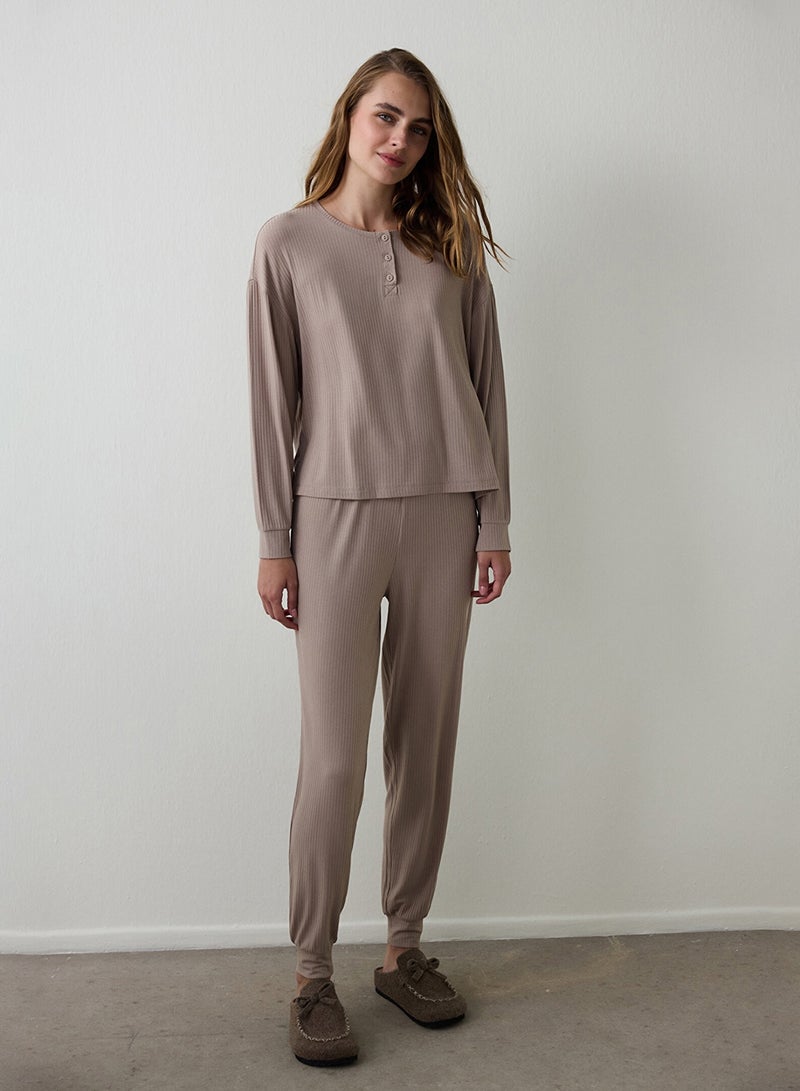 بنتي طقم بيجامة بأكمام طويلة ورقبة دائرية - Image 1